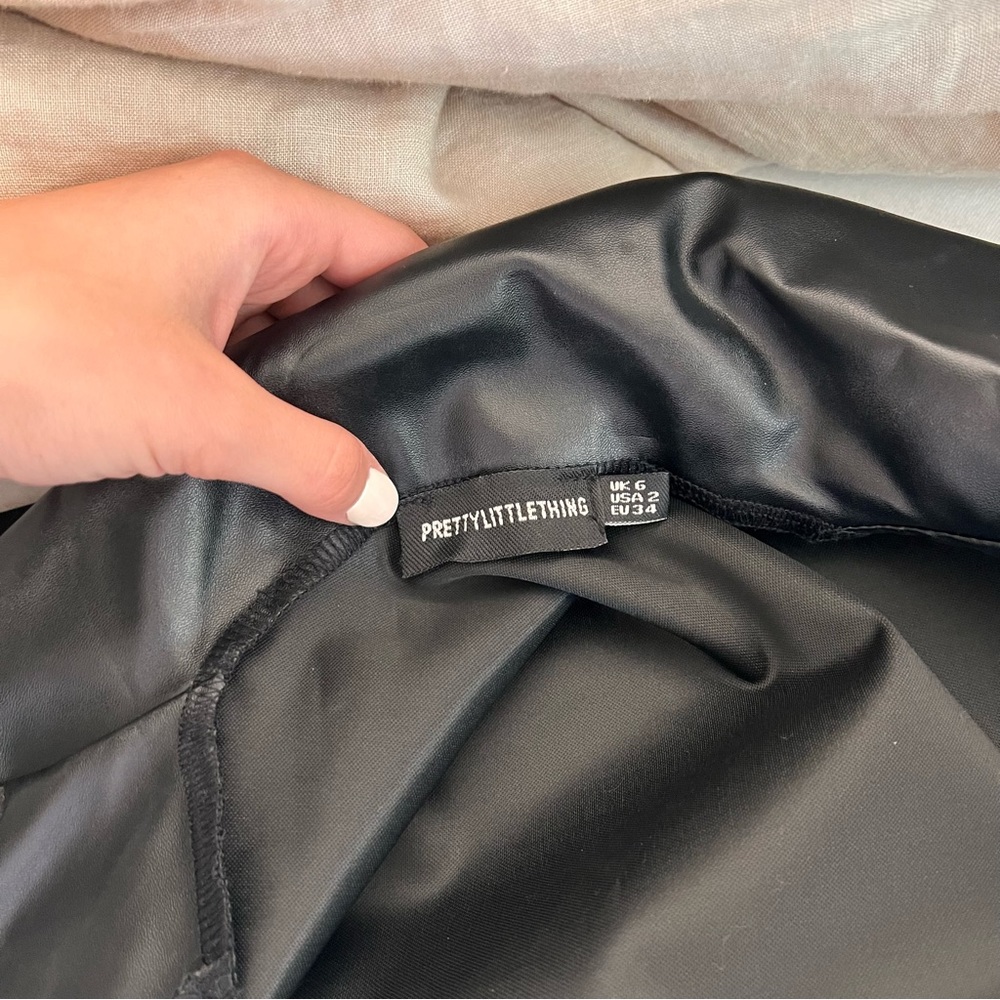 leather jacket - Picture 4 of 4